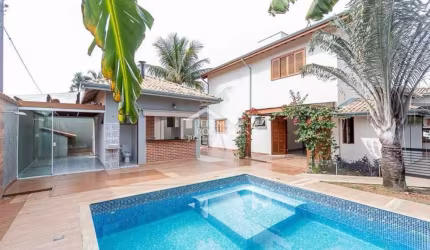 Casa com 4 dormitórios, 376 m² - Condomínio Colonial Village I - Pindamonhangaba/SP