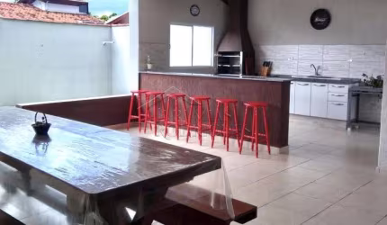 Casa com 3 dormitórios, 276 m², à venda por R$ 690.000- Campos Elíseos - Taubaté/SP