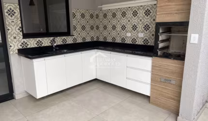 Casa com 3 quartos, 130 m² - Condomínio Vila Romana - Pindamonhangaba/SP