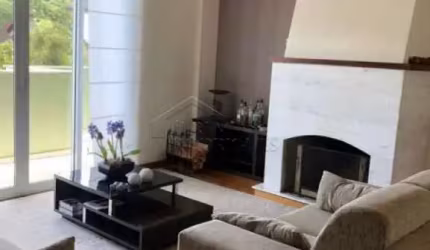 Apartamento Duplex em Campos do Jordão