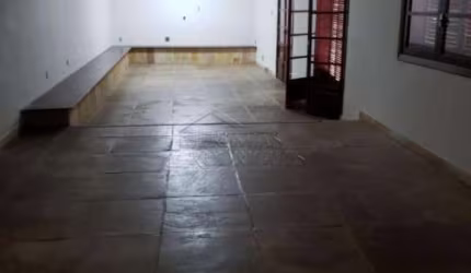 Casa com 5 dormitórios, 700 m², à venda por R$ 1.100.000 ou aluguel por R$ 5.000/mês- Centro - Pindamonhangaba/SP
