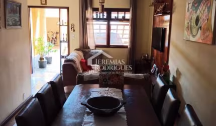 Casa com 3 dormitórios, 170 m² - Centro - Tremembé/SP