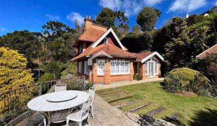 Casa com 5 dormitórios, 437 m² - Condomínio Jardim Véu da Noiva - Campos do Jordão/SP