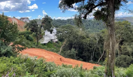 Terreno Padrão em Campos do Jordão