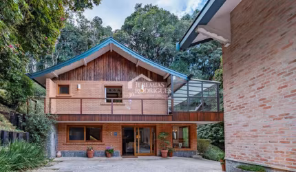 Casa com 7 suítes, 770 m² - Pedra do Fogo - Campos do Jordão/SP.