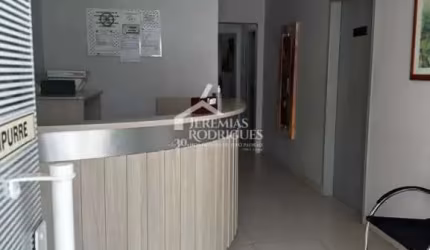 Casa com 6 dormitórios, 500 m² - Jardim das Nações  - Taubaté/SP.