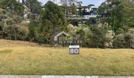 Terreno com 1446 m² - Condomínio Reserva Figueiredo - Campos do Jordão/SP.