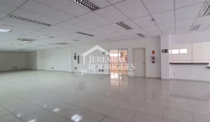 Prédio comercial com 4.431 m² -  Centro - Taubaté/SP.