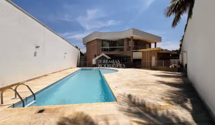 Casa com 4 suítes, 441 m² - Condomínio Taubaté Village - Taubaté/SP.