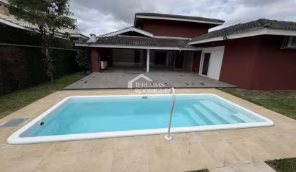 Casa com 4 dormitórios, 270 m² - Condomínio Colonial Village I - Pindamonhangaba/SP.