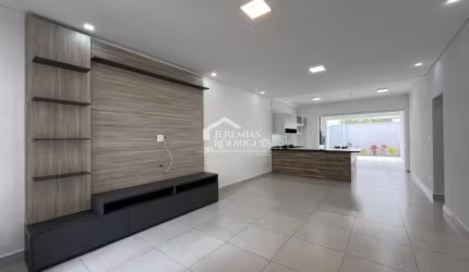 Casa com 3 dormitórios, 153 m² - Condomínio Campos do Conde II - Tremembé/SP.