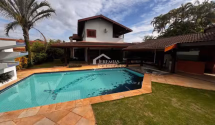 Casa com 4 dormitórios, 330 m² - Condomínio Village Paineiras- Pindamonhangaba/SP.