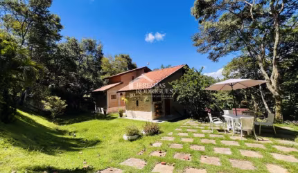 Chácara com 2 casas e 7 suítes - Loteamento Cortina D´Ampezzo - Santo Antônio do Pinhal/SP