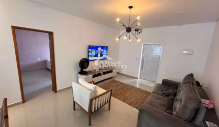 Casa para locação com 3 dormitórios no bairro Taipas em Pindamonhangaba/SP