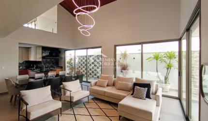 Casa para locação com 3 suítes no Condomínio Reserva dos Lagos em Pindamonhangaba/SP