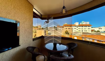 Apartamento em excelente localização no Órfãs - Ed. Esplendore