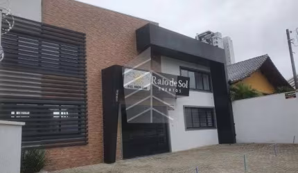 Excelente espaço comercial a meia quadra da Balduíno Taques