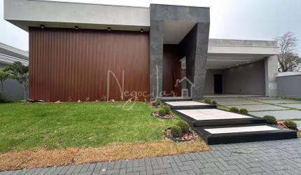 COND. PORTO MADERO, casa térrea com 04 dorm., FOZ DO IGUACU - PR
