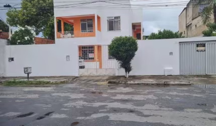 Sobrado para venda com 254 metros quadrados com 7 quartos em Paripe - Salvador - BA