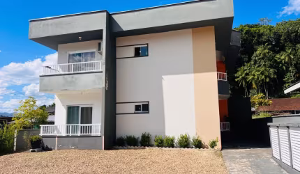 Excelente Apartamento 71m² Próximo à Faculdade Católica e Faculdade de Medicina