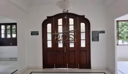 Casarão comercial próximo a Praçada Liberdade - 9 Salas - Elevador - 3 Andares - Estacionamento - Bairro: Lourdes