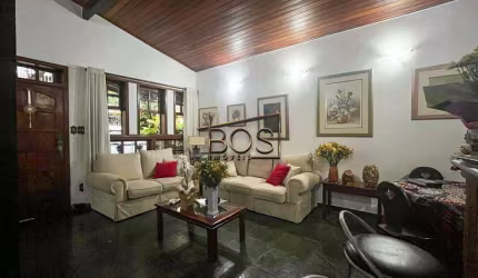 VENDA CASA - 08 QUARTOS 500,00 M2 - BAIRRO: SANTO ANTONIO