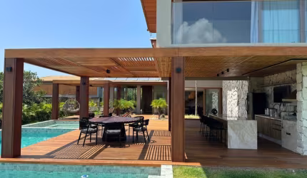 casa em Praia do Forte 5 Suítes Condomínio Praia Bela  com ACESSO A PRAIA