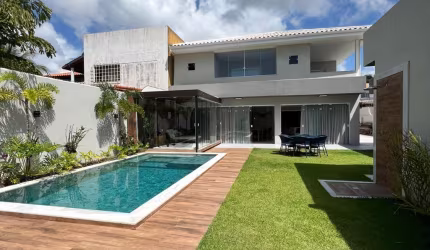 linda casa em vilas do atlantico com 5 suítes porteira fechada alto padrão