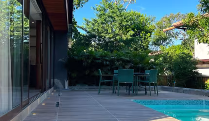 Casa em Praia do Forte no Cond  Alto da Enseada com 4 quartos mobiliada
