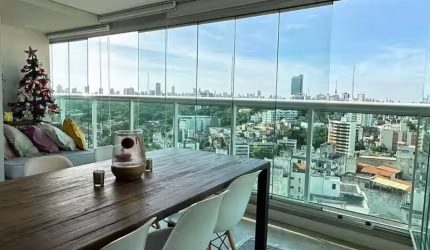 Apartamento no Celebration Garibaldi quarto e sala reformado andar alto com varanda