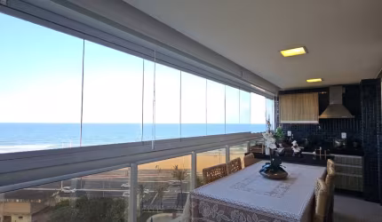 Apartamento a venda em Armação quarto e sala frente mar com varanda no Salvador Suites