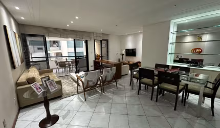 Apartamento a venda na Pituba 3 quartos com dependencia e armarios no Mansao di Capri