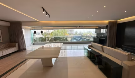 Apartamento a venda no Hemisphere 360 com 3 suítes reformado em Pituaçu