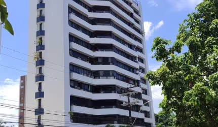 Apartamento a venda no Itaigara 4 quartos amplo com armários