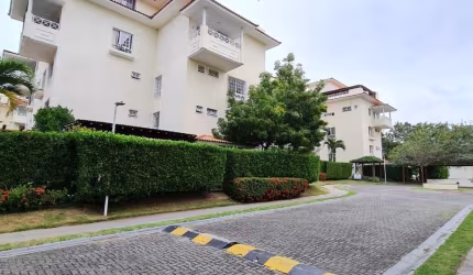 Imóvel a venda no Jardim Mediterrâneo 3 suítes espaço gourmet em Piatã