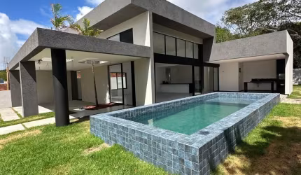 Casa a venda em guarajuba com 4 suites na linha verde