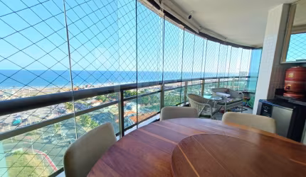 apartamento a venda de 3 suítes em patamares vista mar reformado