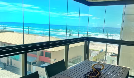 Apartamento a venda na praia do flamengo com 2 quartos pé na areia vista mar e mobiliado