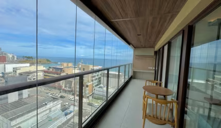 Apartamento a venda no Nau barra com 2 quartos vista mar reformado e mobiliado