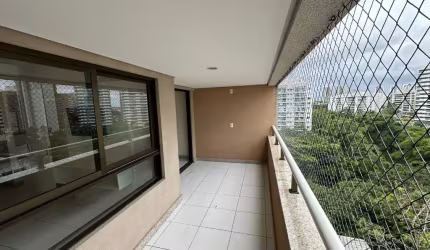 Apartamento a venda em alphaville quarto e sala varanda e armarios no cosmopolitan
