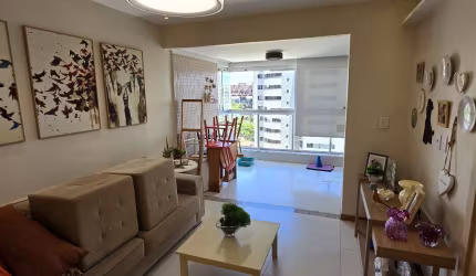 Apartamento a venda em armaçao com 2 quarto varanda armarios e 2 vagas no residencial valente