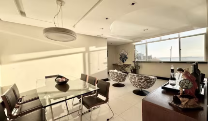 Apartamento a venda na barra com 3 quartos vista mar armarios e 2 vagas