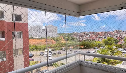 Apartamento a venda no colina de piatã com 2 quartos e armarios