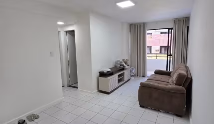 Apartamento a venda no costa azul com 2 quartos varanda e armários