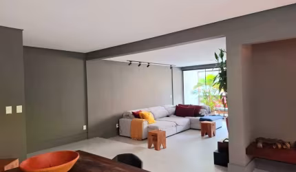 Apartamento a venda na barra com 3 quartos reformado mobiliado