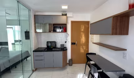 Apartamento a venda no smart farol da barra quarto e sala mobiliado