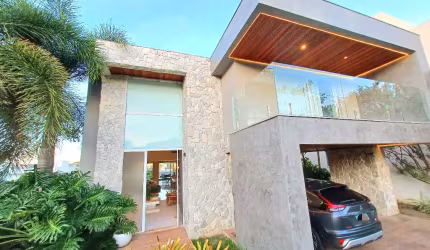 Casa a venda em alphaville 2 salvador com 5 suites mobiliada e moderna
