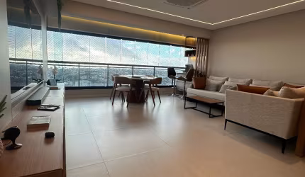 Apartamento a venda na vila laura com 3 suites reformado no villa privilege