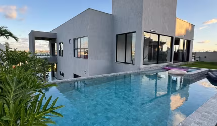 Casa a venda em alphaville 2 com 5 suites piscina e área gourmet