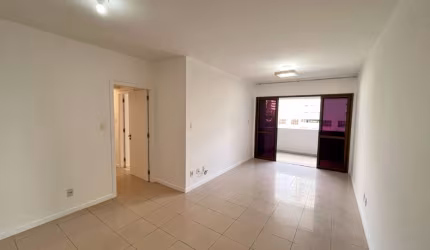 Apartamento a venda na pituba com 3 quartos dependencia no mansão d evora